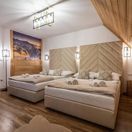 Dworek Nad Jalowcami Z Jacuzzi 住宿加早餐酒店 3*