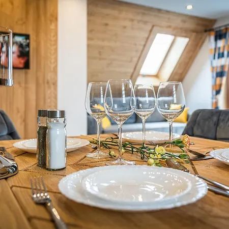 住宿加早餐酒店 Dworek Nad Jalowcami Z Jacuzzi 3*