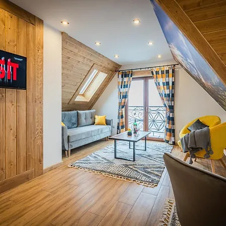 Dworek Nad Jalowcami Z Jacuzzi Bed & Breakfast 3*