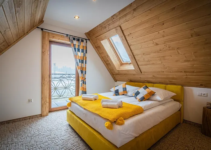 Dworek Nad Jalowcami Z Jacuzzi Bed & Breakfast